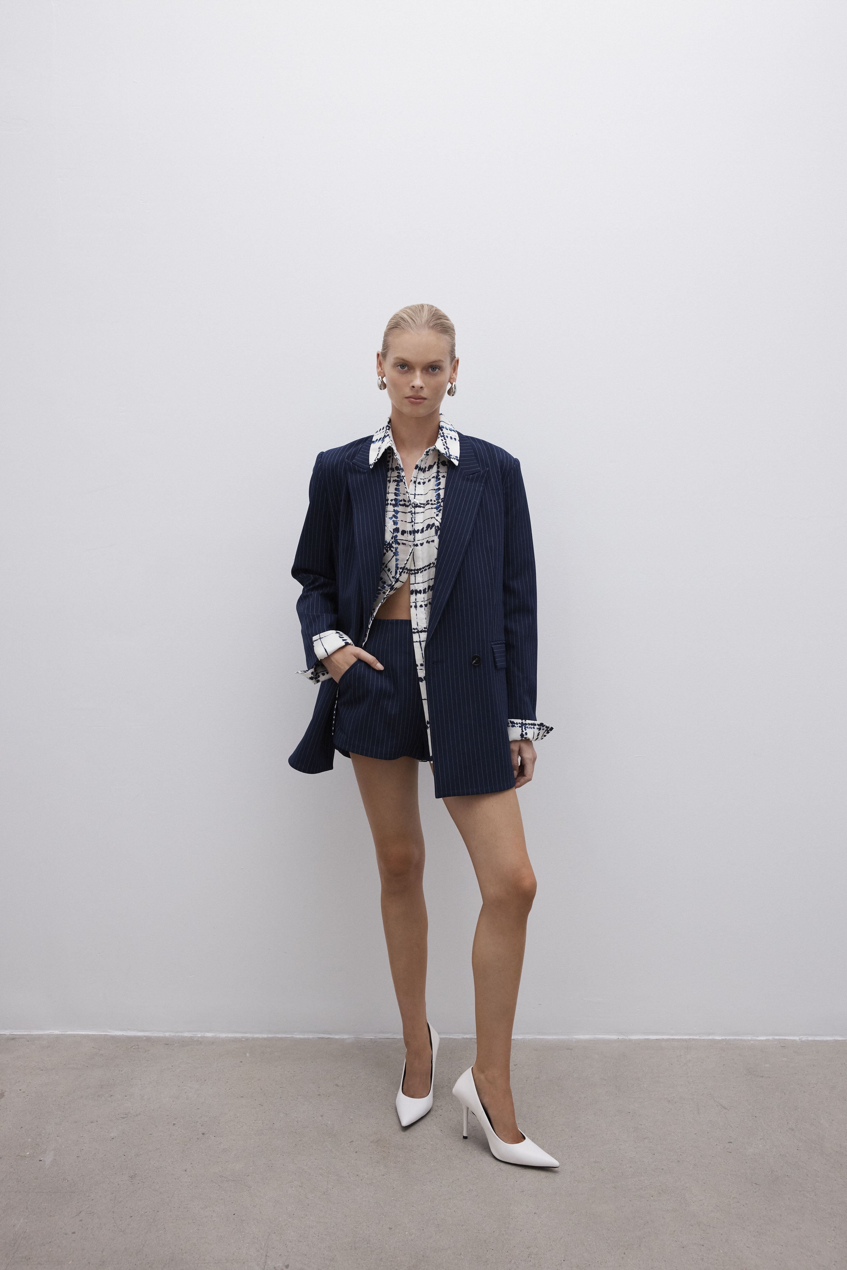 Hayden Double Breasted Oversized Blazer - Navy/Ivory