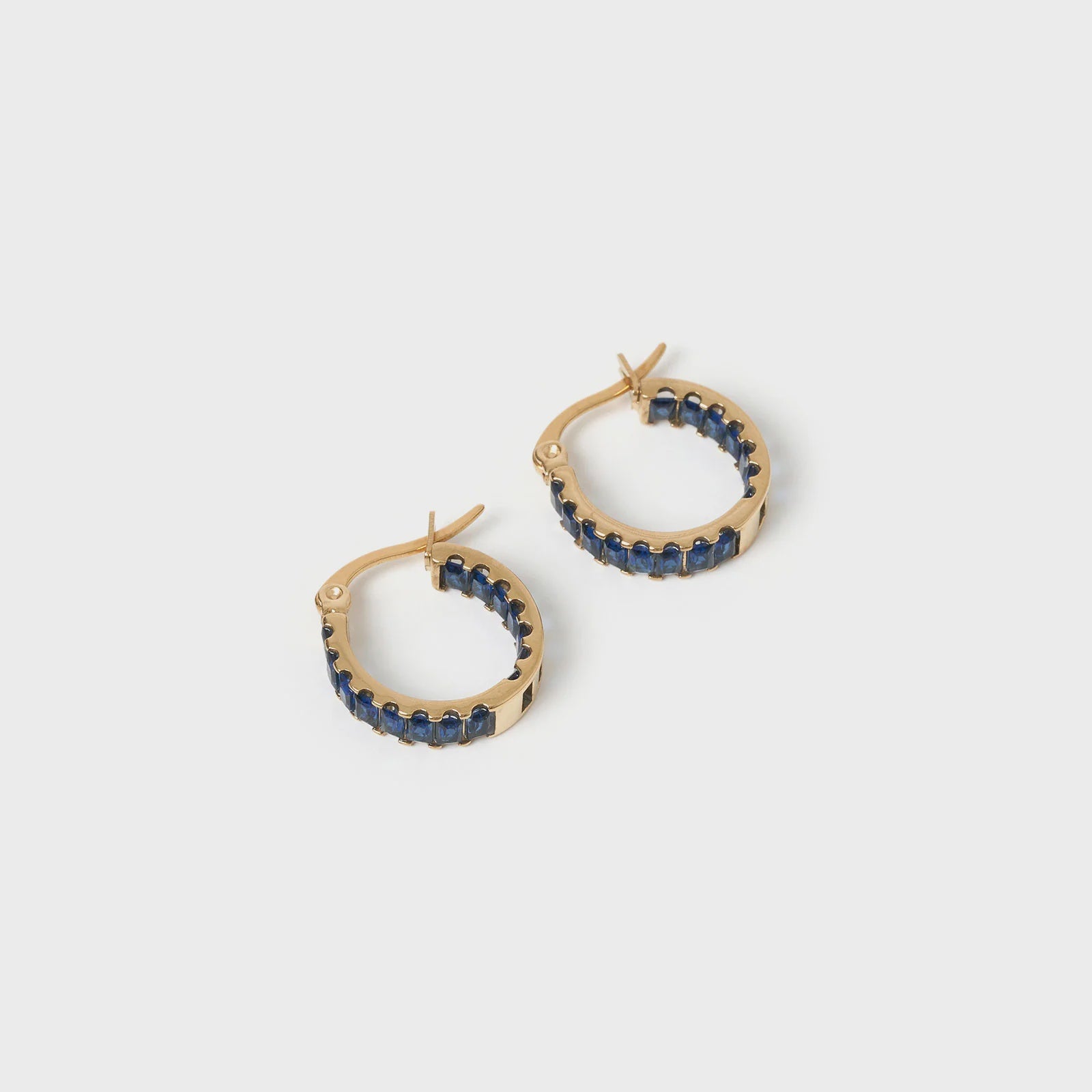 Magenta Earrings - Sapphire